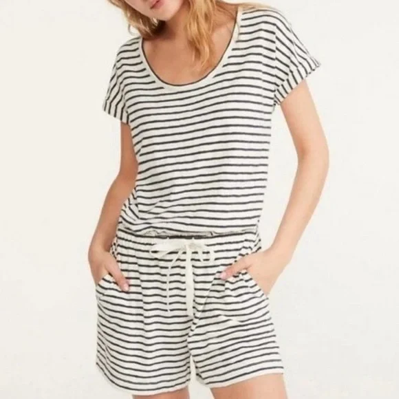 Lou & Grey for Loft Nautical Striped Romper. Size Medium. - Picture 1 of 9